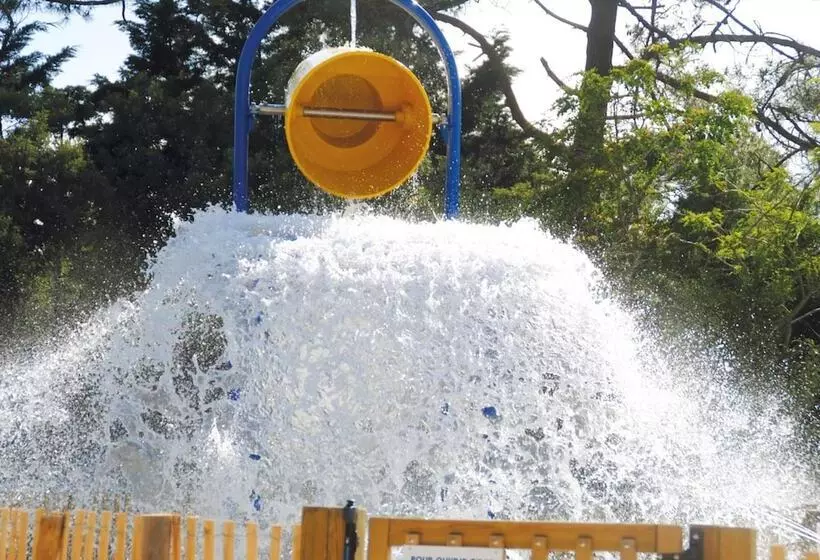 Lomakeskus Village Vacances Passion Les Bris