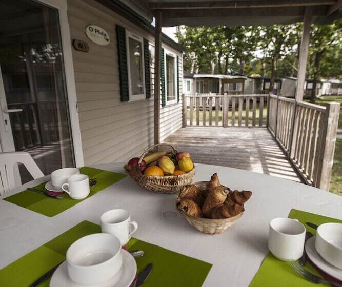 リゾートホテル Village Vacances Passion Les Bris