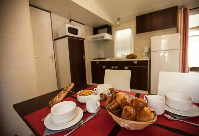 Lomakeskus Village Vacances Passion Les Bris