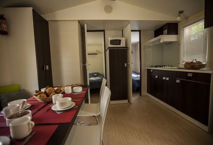 リゾートホテル Village Vacances Passion Les Bris