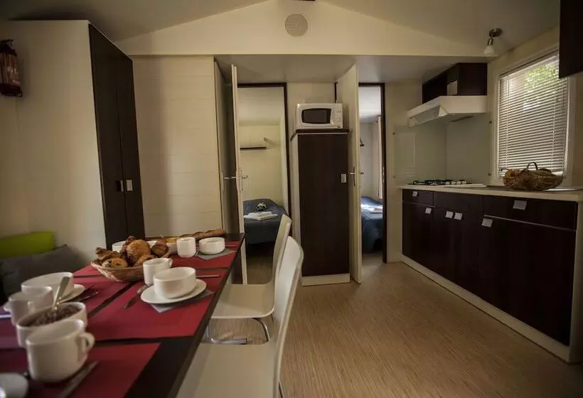 Lomakeskus Village Vacances Passion Les Bris