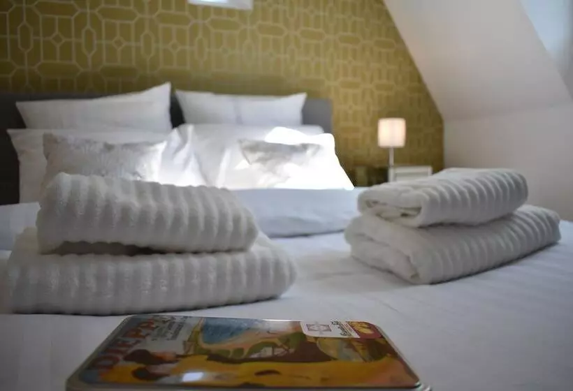 Villa Castel Chambres D Hôtes B&b