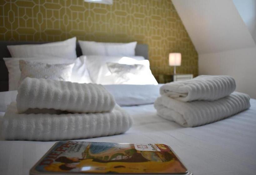 Villa Castel Chambres D Hôtes B&b