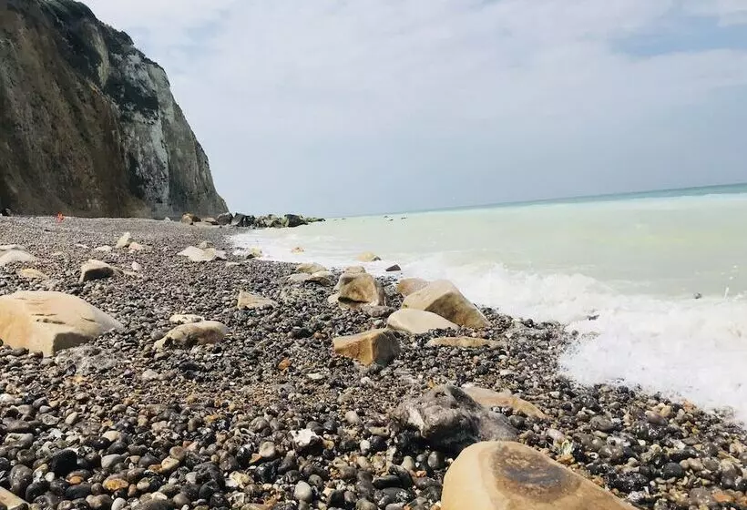 Villa Castel Chambres D Hôtes B&b