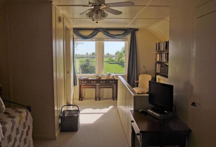 مبيت وإفطار The Guesthouse At Rosecrest Farm