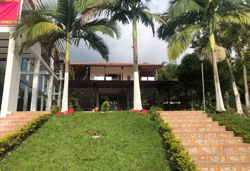 Finca Hotel Andaquies