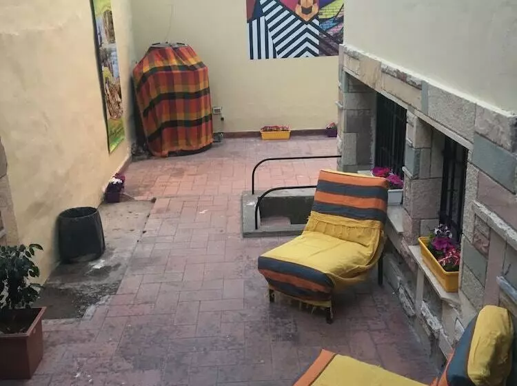 Flow Hostel