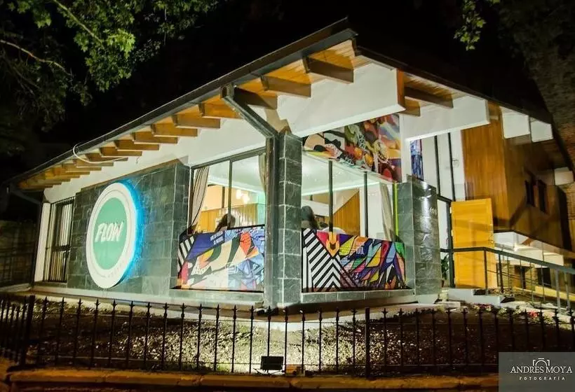 Flow Hostel