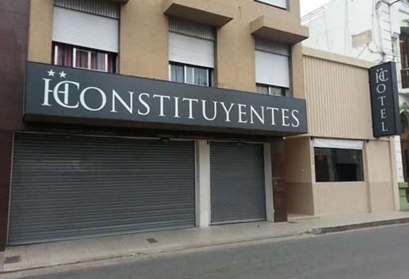 هتل Constituyentes