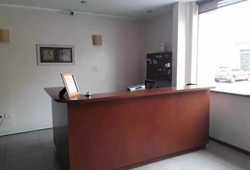 هتل Constituyentes