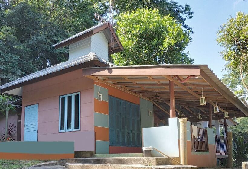 בית מלון כפרי Farmstay At Pha Ma Chiangrai