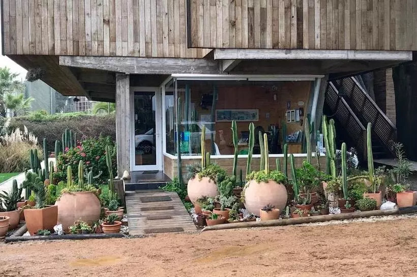 Hotelli Lodge Del Mar