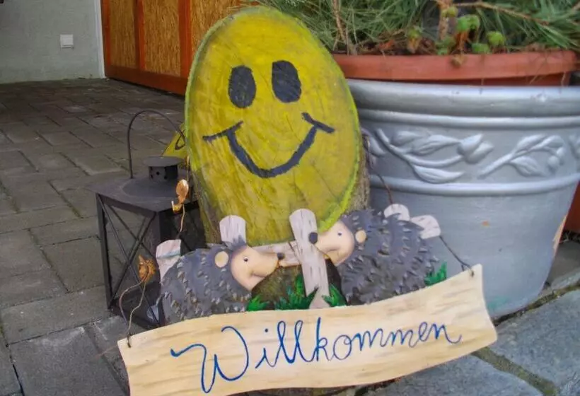 Hotelli Vierjahreszeiten Appartments