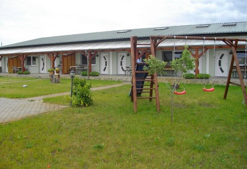 ホテル Vierjahreszeiten Appartments