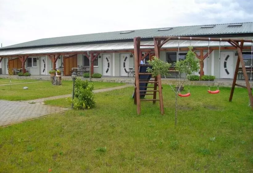 Hotelli Vierjahreszeiten Appartments