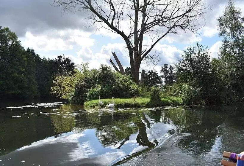 Hotelli Vierjahreszeiten Appartments