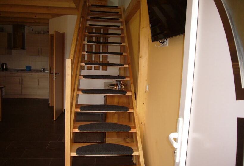 ホテル Vierjahreszeiten Appartments