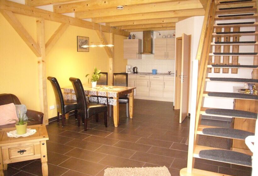 ホテル Vierjahreszeiten Appartments