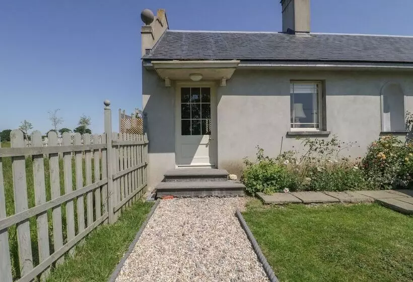 Maple Cottage