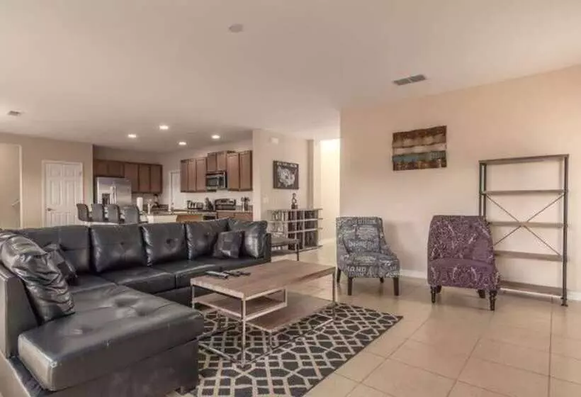 Marbella South   Lovely 5bd/3.5ba Ph #5ms040