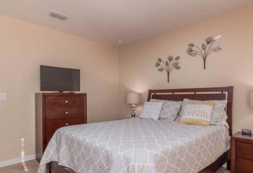 Marbella South Lovely 5bd/3.5ba Ph #5ms040