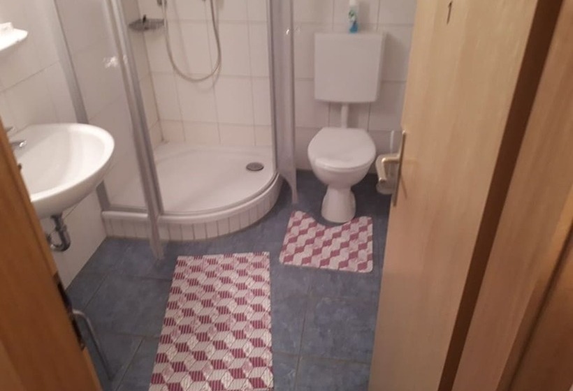 ペンション Gasthaus Ederwellen Am Ederhöhenweg