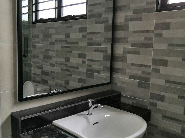 ペンション Re Roomy Stay