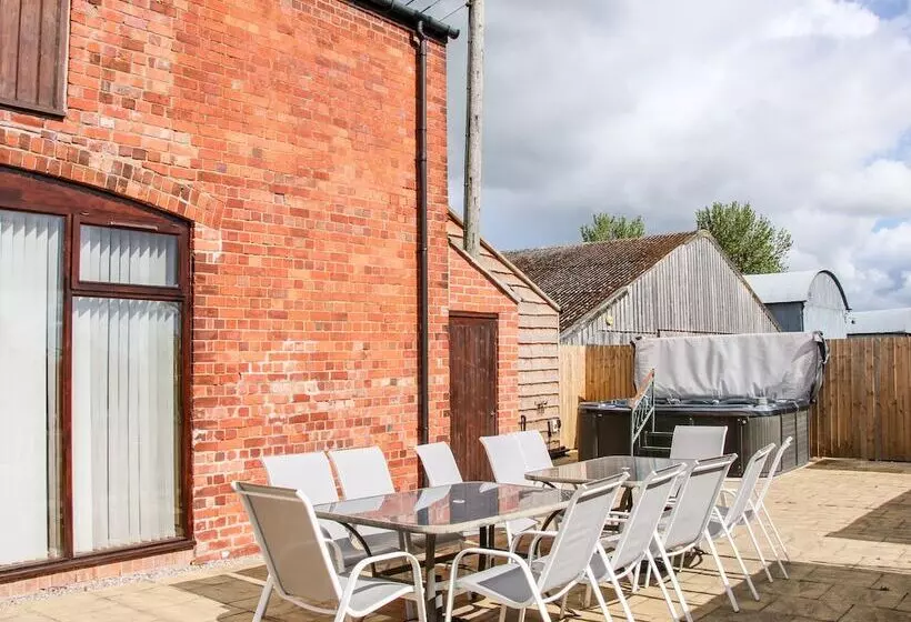 The Mill House