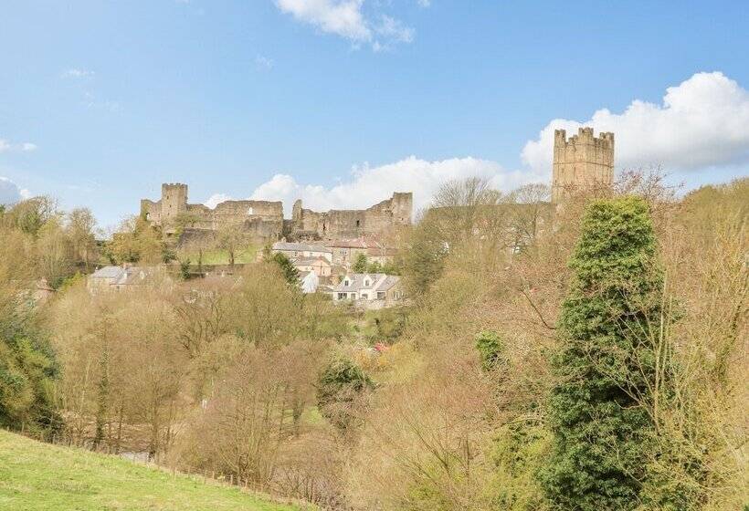 The Stable, Sedbury Park Farm