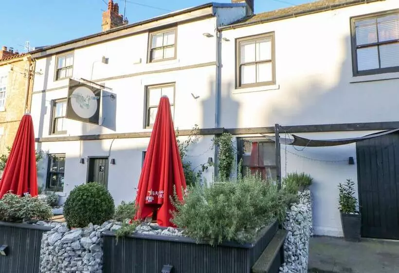 The Stable, Sedbury Park Farm