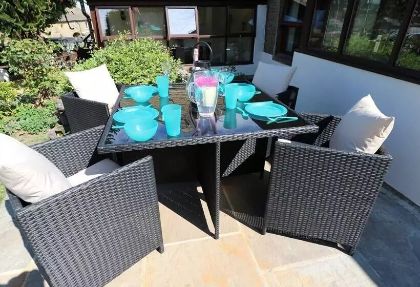 West End House