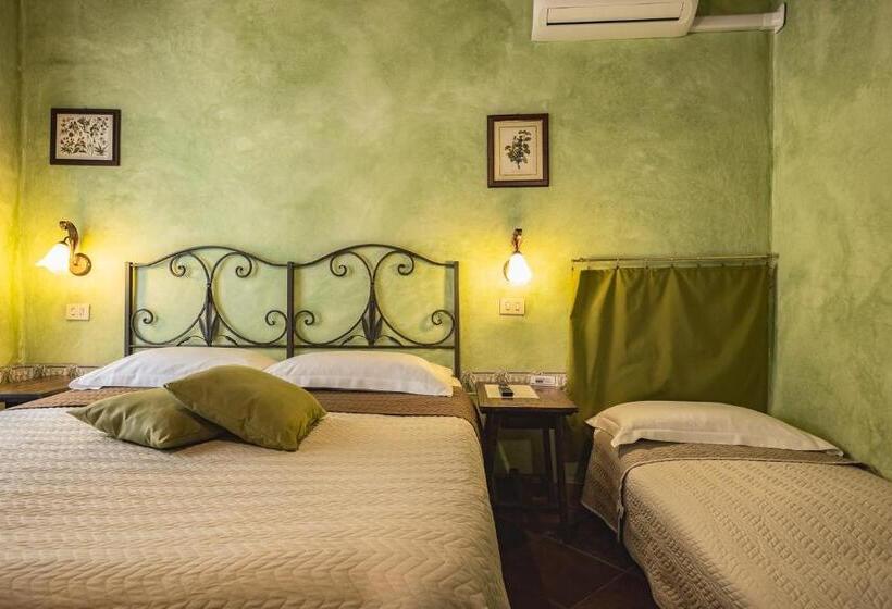 مبيت وإفطار Meublè Evoè