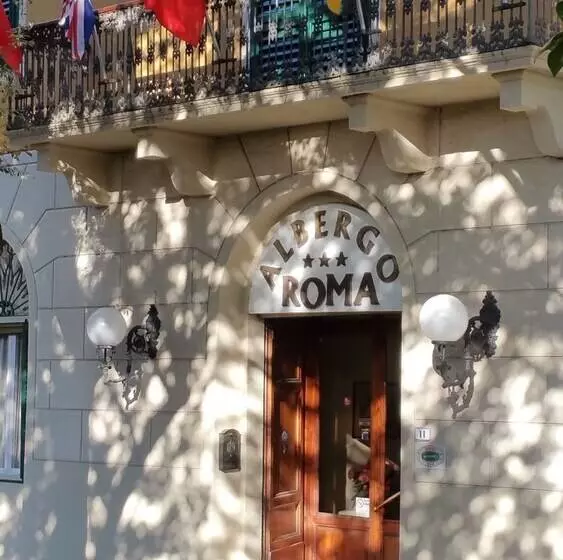 Отель Albergo Roma