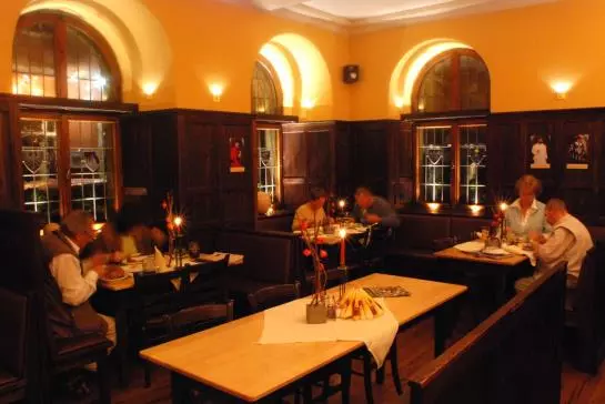 Отель Behringer