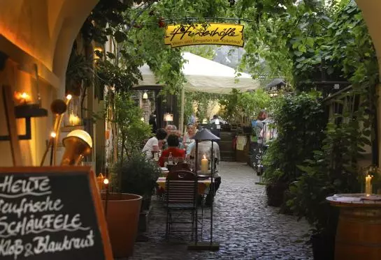 Отель Behringer