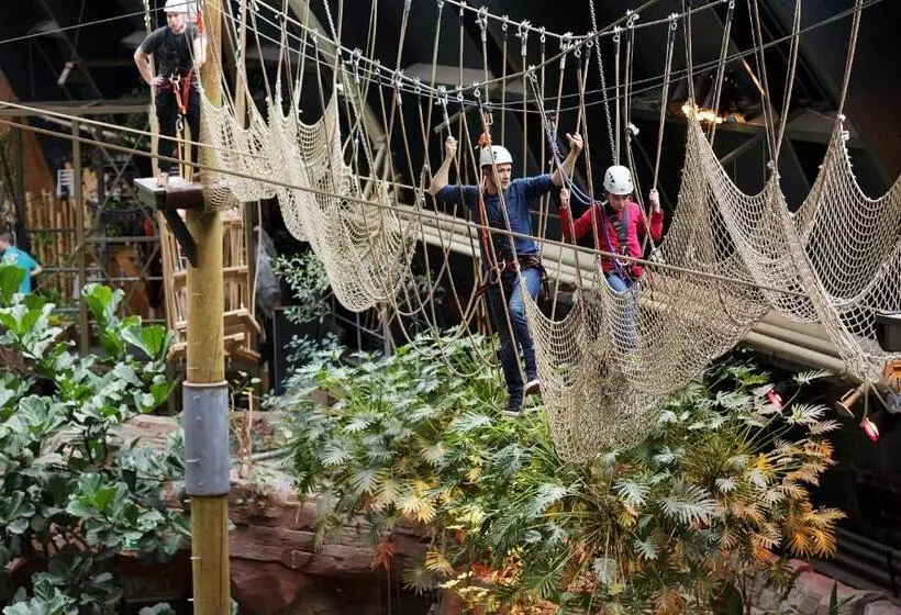 هتل Center Parcs De Vossemeren