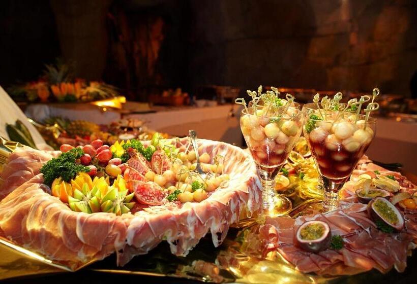 هتل Center Parcs De Vossemeren