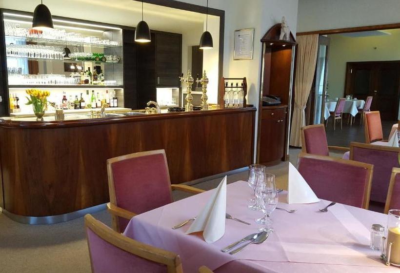 酒店 Hessischer Hof