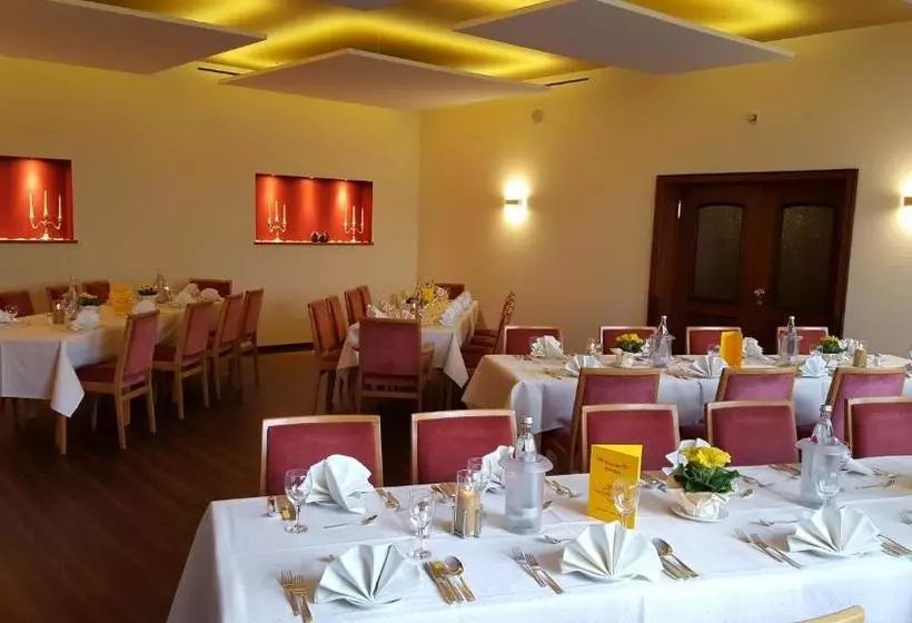 Отель Hessischer Hof