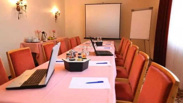 Отель Hessischer Hof