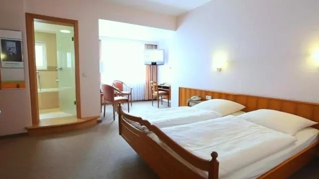 Отель Hessischer Hof