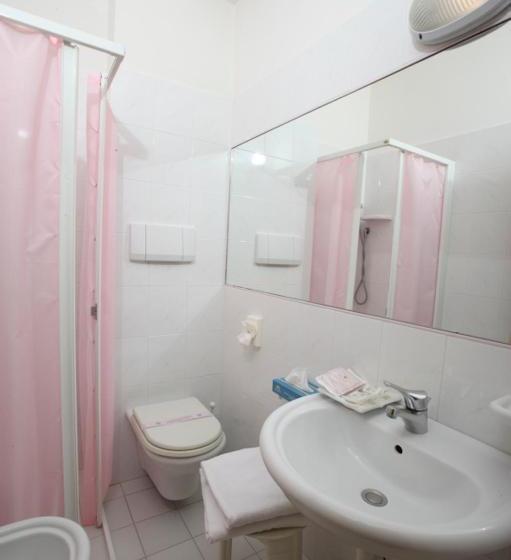 בית מלון כפרי Hollywood