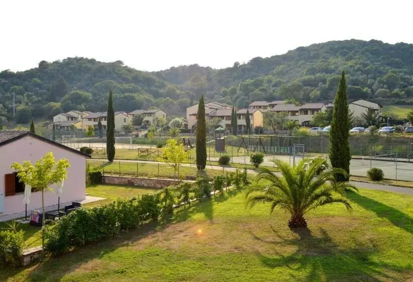 فندق Le Corti Di Montepitti