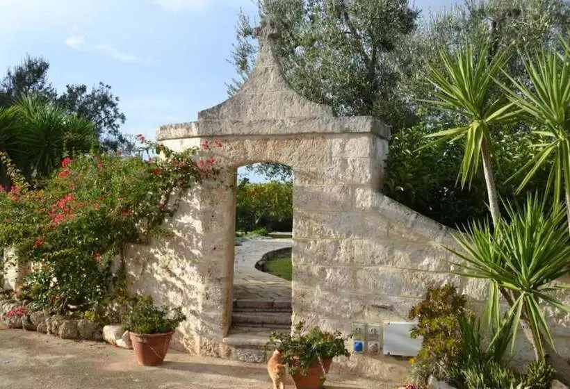 هتل Masseria San Martino