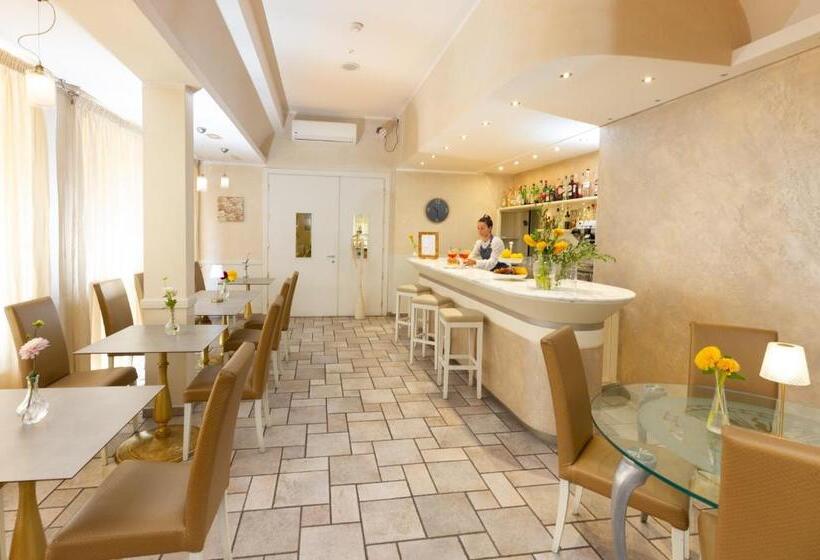 ホテル Nuova Sabrina