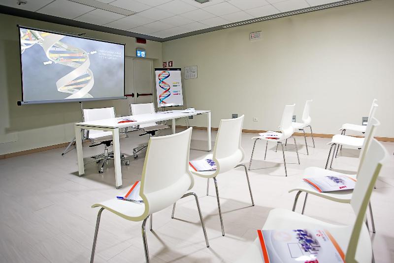 One Hotel & Restaurant