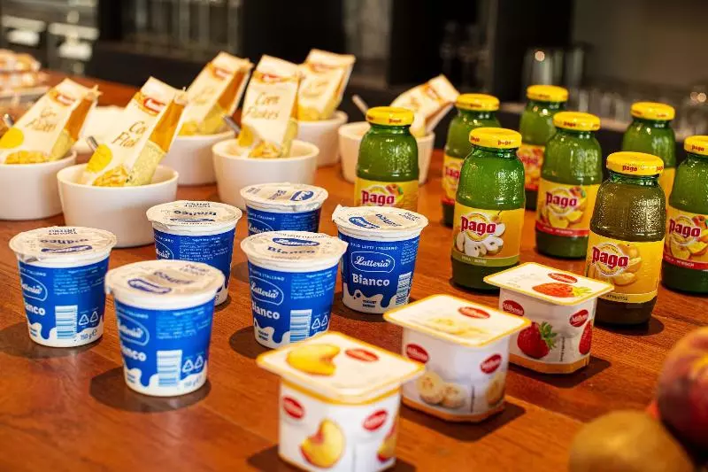 One Hotel & Restaurant