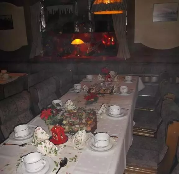 Отель Restaurant Johanneshof