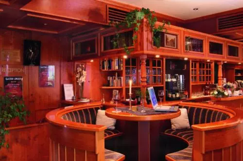 Hotel Restaurant Roter Hahn