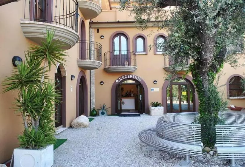 Отель Country House Vecchio Frantoio